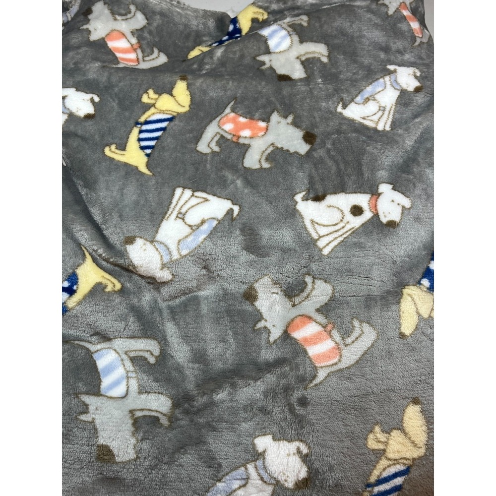 Berkshire Opulence Plush Pet Throw Blanket Dogs with Sweaters 50″×60″ NWT New